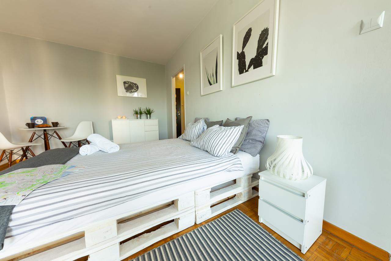 Warszawa Apartamenty - Promyk エクステリア 写真